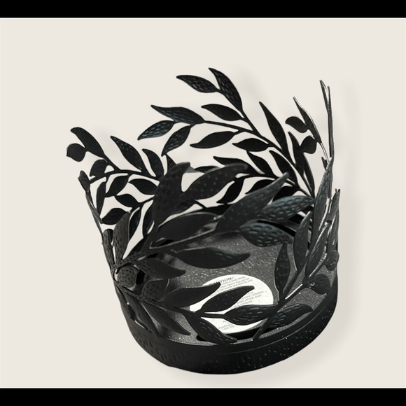 Bath & Body Works Other Bath Body Works Black Leaves 3 Wick Candle